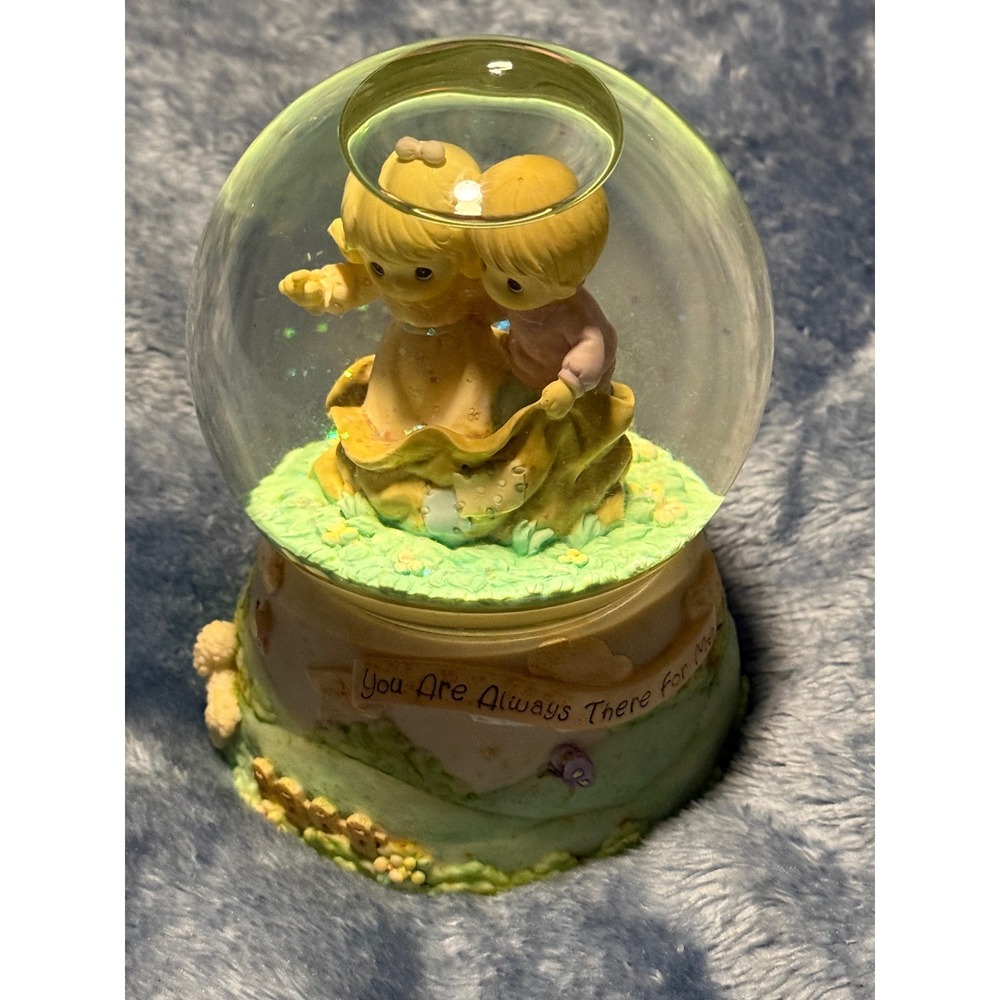 Precious Moments Enesco Ring Around The Rosie Musical‎ Snow Globe 2001 Glitter